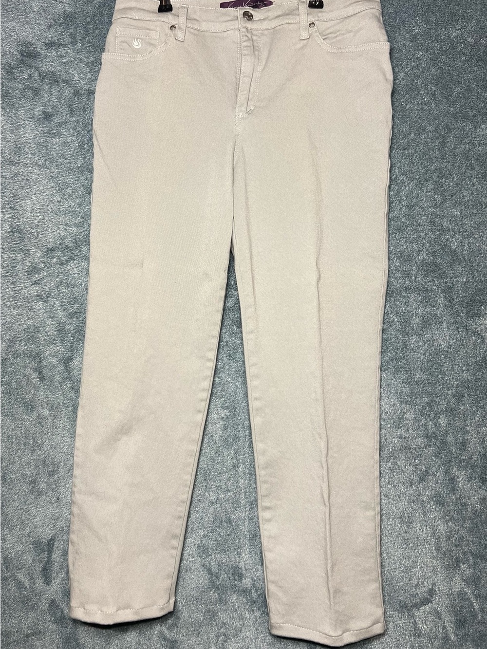 Gloria Vanderbilt Amanda Gray Tapered Jeans 10 Short